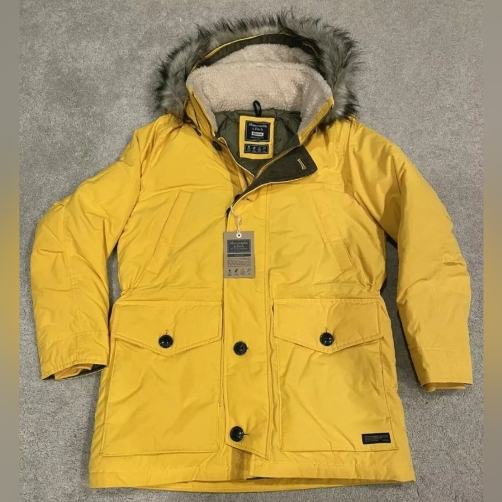 ❌️❌️SOLD❌️❌Abercrombie & Fitch Yellow Ultra Parka Coat Down with Faux Hood